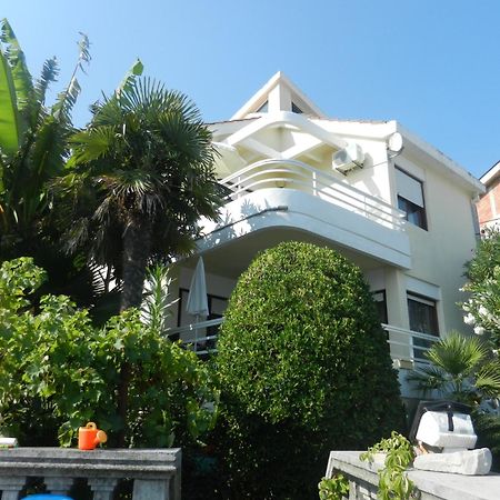 Apartments Sino More Tivat Bagian luar foto
