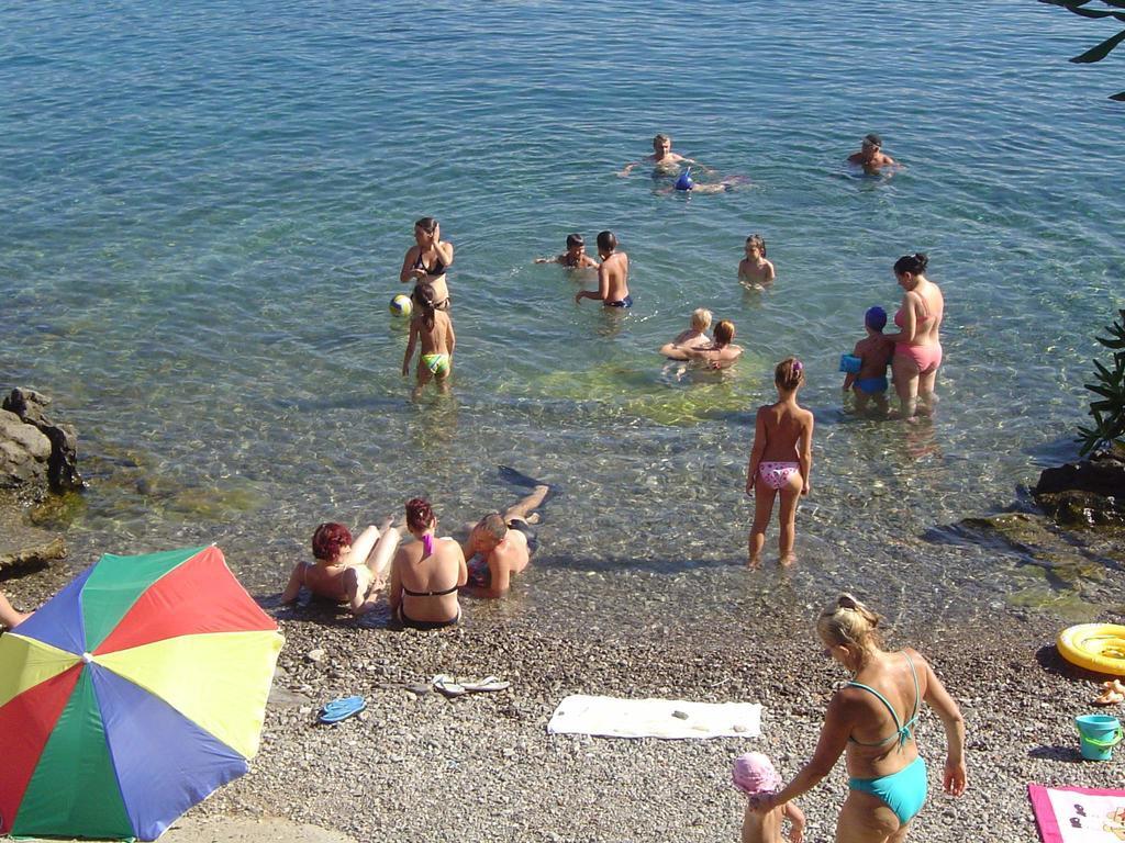 Apartments Sino More Tivat Bagian luar foto