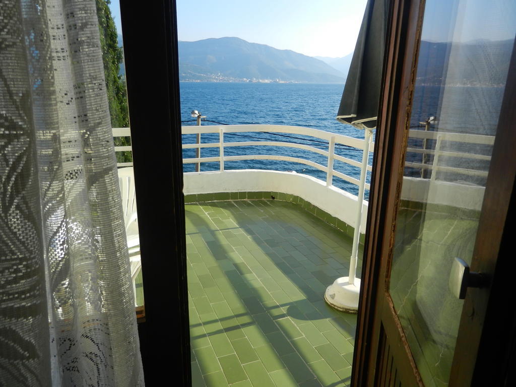 Apartments Sino More Tivat Ruang foto