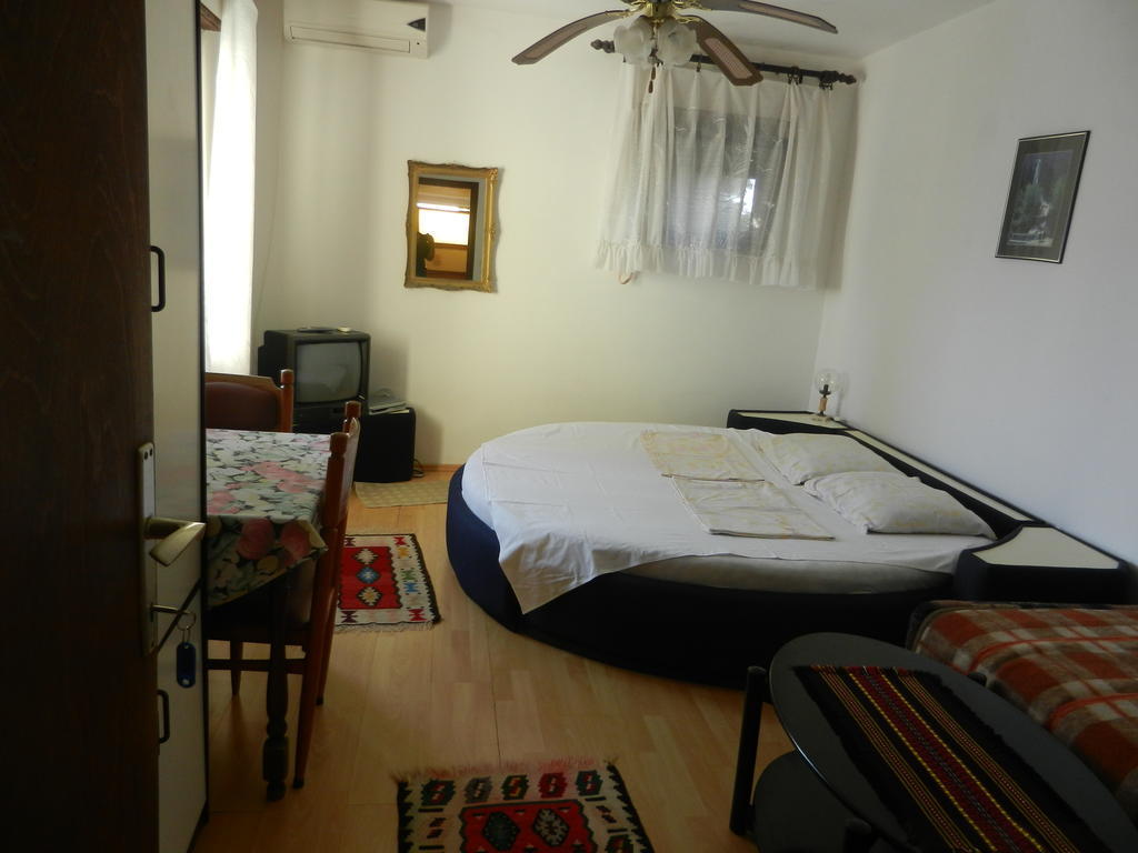 Apartments Sino More Tivat Ruang foto