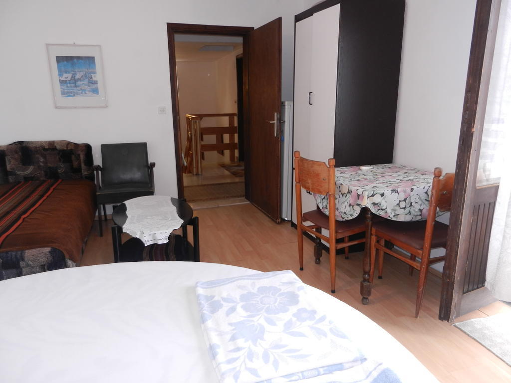 Apartments Sino More Tivat Ruang foto